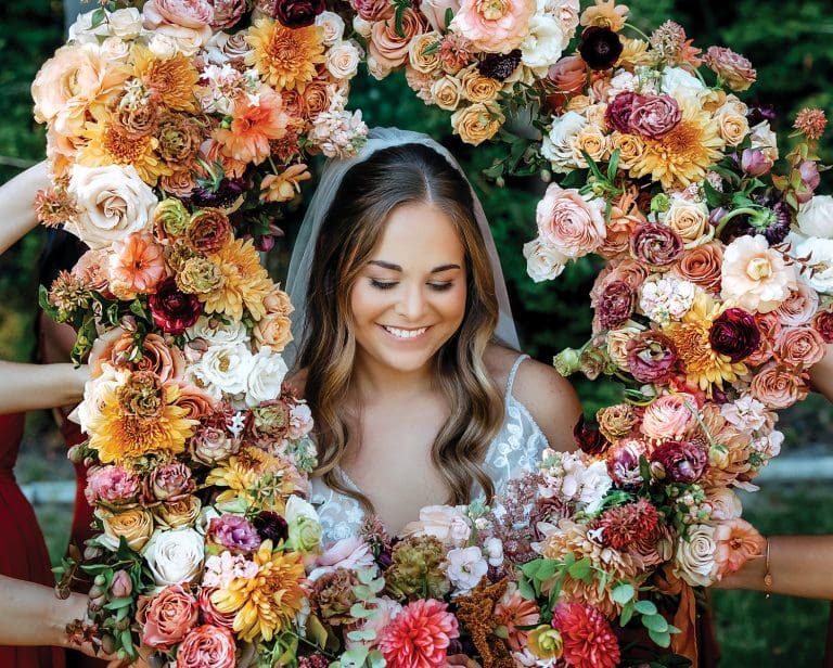 wedding flowers by season trends
