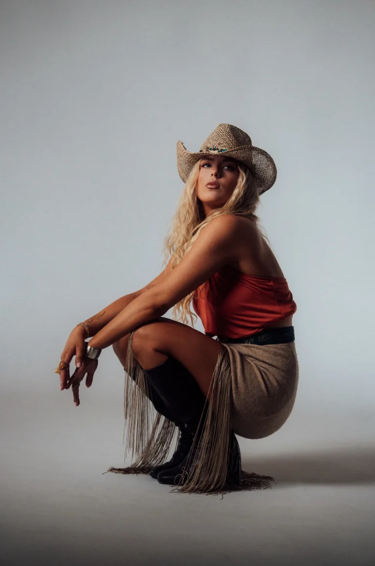 Ashley Anne_Ph by Tristan Wall