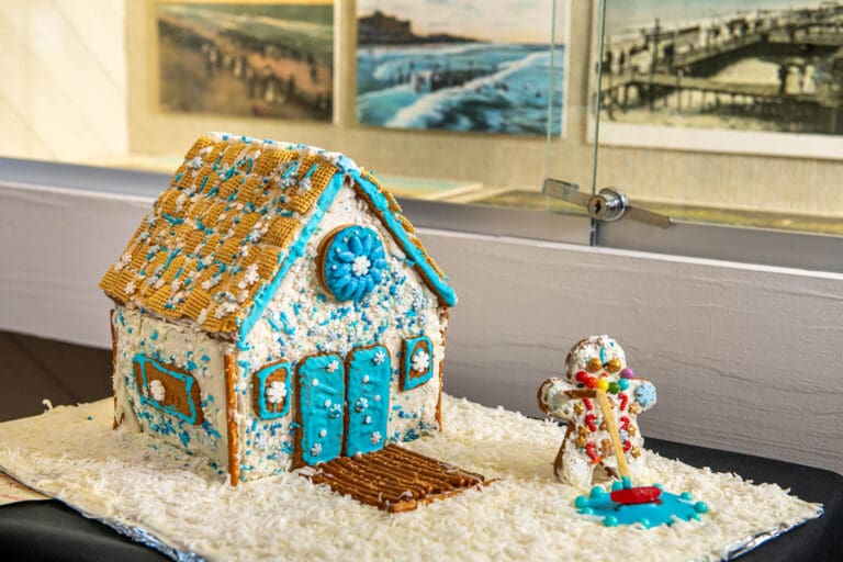 GINGERBREAD HOUSE Photos by David Uhrin